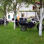 Seosko Domacinstvo Halil & Alema