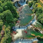 Seosko Domacinstvo Halil & Alema *