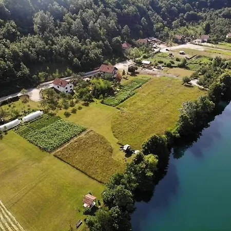 Seosko Domacinstvo Halil & Alema *