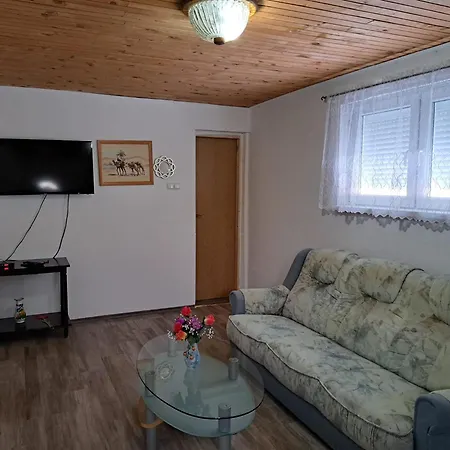 Seosko Domacinstvo Halil & Alema Apartment