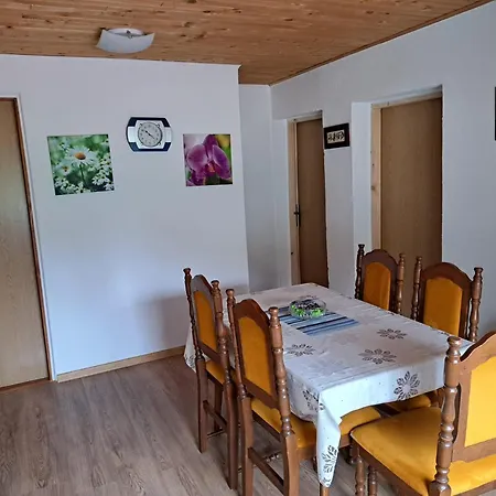 Seosko Domacinstvo Halil & Alema Apartment