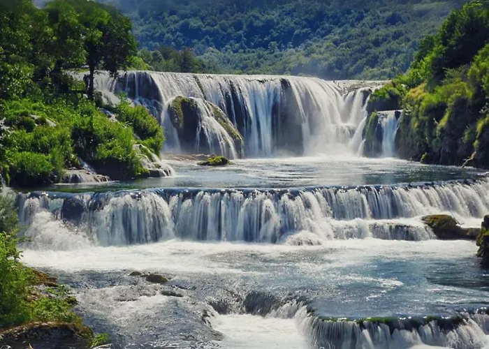 Seosko Domacinstvo Halil & Alema Lejlighed